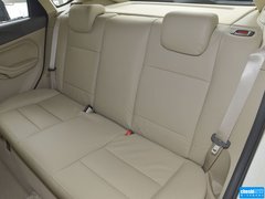 2013款 两厢 1.8L 自动 经典时尚型
