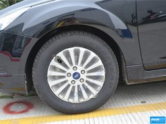 2013款 两厢 1.8L 手动 经典时尚型