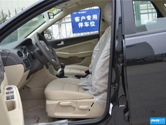 2013款 两厢 1.8L 手动 经典时尚型