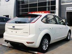 福克斯 2013款 两厢 1.8L 自动 经典基本型