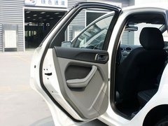 2013款 两厢 1.8L 自动 经典基本型
