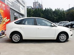 2013款 两厢 1.8L 自动 经典基本型