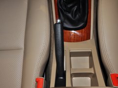 2013款 1.5L 手动 尊享型