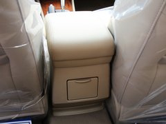 2013款 1.5L 自動 尊享型