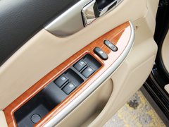 2013款 1.5L 自动 尊享型