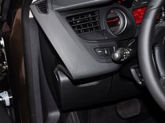 2013款 3.0L 自动 旗舰型