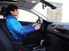 2013款 2.3L 自动 豪华型