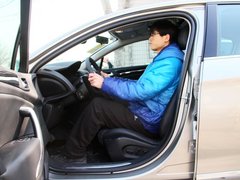 2013款 2.3L 自动 豪华型