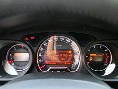 2013款 2.3L 自动 豪华型