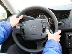 2013款 2.3L 自动 豪华型