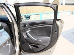 2013款 2.3L 自动 豪华型
