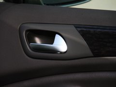 2013款 2.3L 自动 豪华型