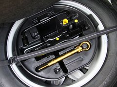 2013款 2.3L 自动 豪华型