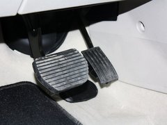2013款 2.3L 自动 尊贵型