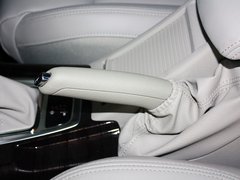 2013款 2.3L 自动 尊贵型