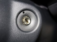 2013款 2.3L 自动 尊贵型
