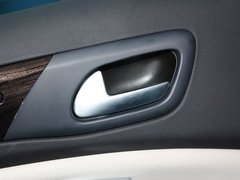 2013款 2.3L 自动 尊贵型