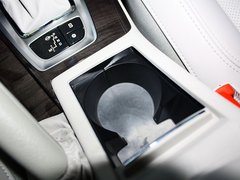 2013款 2.3L 自动 尊贵型
