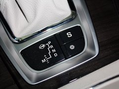 2013款 2.3L 自动 尊贵型