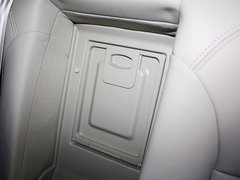 2013款 2.3L 自动 尊贵型