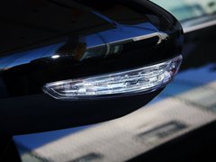 2013款 2.3L 自动 尊贵型