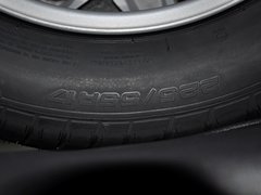 2013款 2.3L 自动 尊贵型