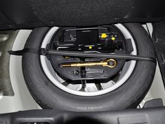 2013款 2.3L 自动 尊贵型