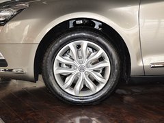 2013款 2.3L 自动 尊贵型