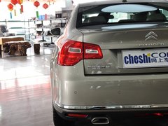 2013款 2.3L 自动 尊贵型