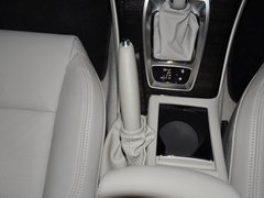 2013款 2.3L 自动 尊贵型