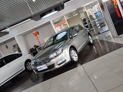 2013款 2.3L 自动 尊贵型