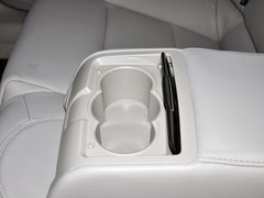 2013款 2.3L 自动 尊贵型