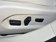 2013款 2.3L 自动 尊贵型