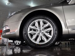 2013款 2.3L 自动 尊贵型