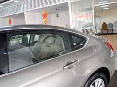 2013款 2.3L 自动 尊贵型