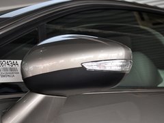 2013款 2.3L 自动 尊贵型
