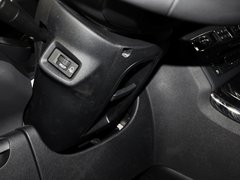 2013款 2.3L 自动 尊驭型
