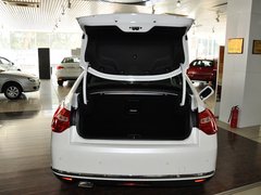 2013款 2.3L 自动 尊驭型