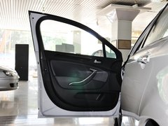 2013款 2.3L 自动 尊驭型