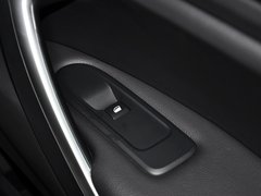 2013款 2.3L 自动 尊驭型