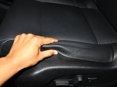 2013款 2.3L 自动 尊驭型