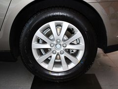 2013款 2.0L 自动 尊享型