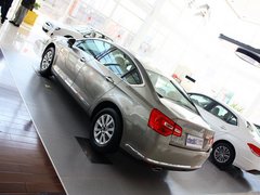 2013款 2.0L 自动 尊享型