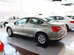 2013款 2.0L 自动 尊享型