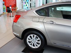 2013款 2.0L 自动 尊享型