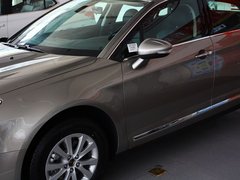 2013款 2.0L 自动 尊享型