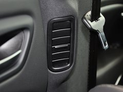 2013款 2.0L 自动 尊享型