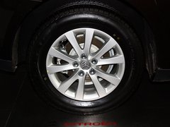 2013款 2.0L 自动 尊享型