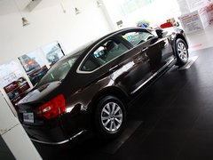 2013款 2.0L 自动 尊享型