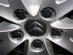2013款 2.0L 自动 尊享型